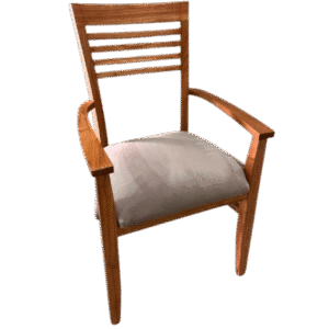 Silla Sofia con apoya brazos